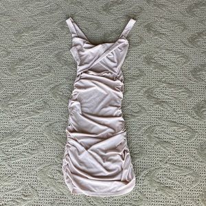 I’m selling this cream colored dress. I got it off SHEIN, it has never been worn